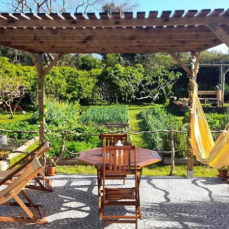 Quinta Dos Sentidos Eco Nature Retreat In Azores Feriehus