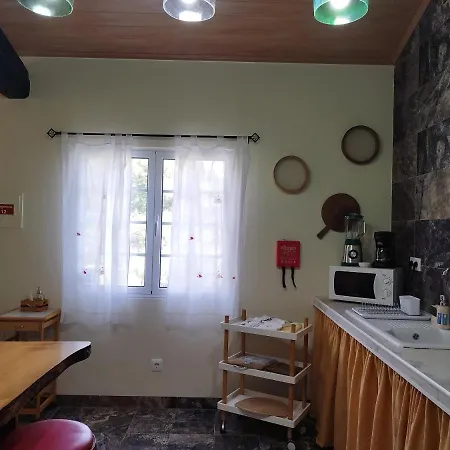 Quinta Dos Sentidos Eco Nature Retreat In Azores Feriehus *